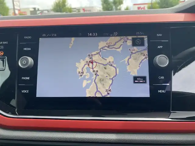 フォルクスワーゲン ポロＧＴＩ 福岡県 2019(平31)年 4.1万km 黒 ・アダプティブクルーズコントロール/・純正ナビ/BT/USB/carplay/・バックカメラ/・ドラレコ/・DTV/・ETC2.0/・純正17AW/・アンビエントライト/・LEDライト/・スペアキー/・保証書/・取扱説明書