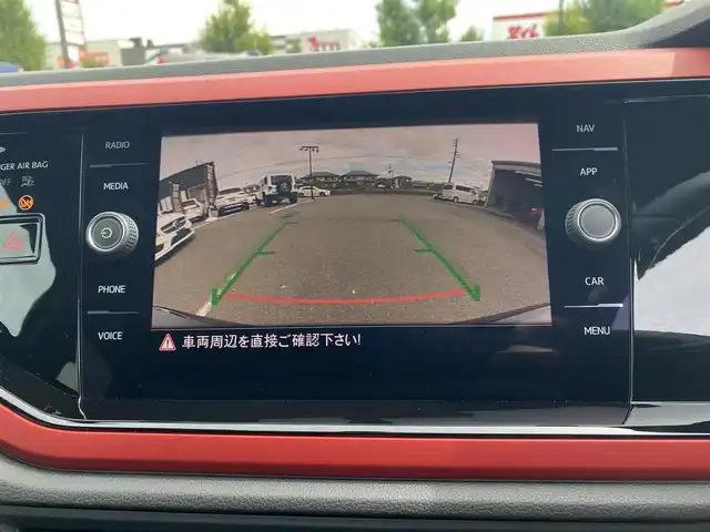 フォルクスワーゲン ポロＧＴＩ 福岡県 2019(平31)年 4.1万km 黒 ・アダプティブクルーズコントロール/・純正ナビ/BT/USB/carplay/・バックカメラ/・ドラレコ/・DTV/・ETC2.0/・純正17AW/・アンビエントライト/・LEDライト/・スペアキー/・保証書/・取扱説明書