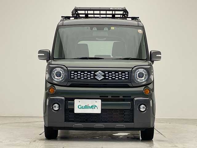 スズキ スペーシア ギア HYBRID XZターボ 愛知県 2023(令5)年 2.6万km クールカーキパールメタリック/ガンメタリック2トーン 純正8型ナビ　ＳＤカードなし/両側パワースライドドア/レーダークルーズコントロール/シートヒーター/バックカメラ/ヘッドアップディスプレイ/純正アルミホイール/コーナーセンサー/ルーフレール/LEDヘッドライト/パドルシフト/レーンキープアシスト/オートマチックハイビーム/ETC/衝突軽減システム/フルセグ/CD DVD/Bluetooth/ルーフキャリア/ステアリングスイッチ/スマートキー/プッシュスタート