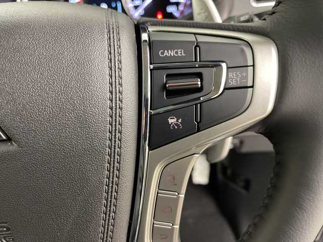 三菱 デリカＤ：５ シャモニー 道央・札幌 2025(令7)年 0.1千km 黒Ⅱ ・CHAMONIX (8人)　4WD/・　e-Assist  /寒冷地仕様/・オリジナルナビ取付パッケージ/色番X47X42/・マルチアラウンドモニタ-/・＋リアモニター取付パッケージ(25300円)　/・D:5専用11型ナビゲーション(322300円)/・アルパイン　ナビ/フルセグTV/・DVD/CD再生機能　Bluetooth接続/・Apple CarPlay　Android Auto対応/・12.8型後席用モニター(143550円)/・衝突被害軽減ブレーキシステム/・レーダークルーズコントロールシステム/・オートマチックハイビーム/LEDライト/・エレクトリックテールゲート/両側パワースライドドア/・ハーフレザーシート/・運転席パワーシート/前席シートヒーター/・パドルシフト/ウインカーミラー/・純正18インチアルミホイル/・サイド/カーテンエアバッグ/・スマートキー/スペアーキー