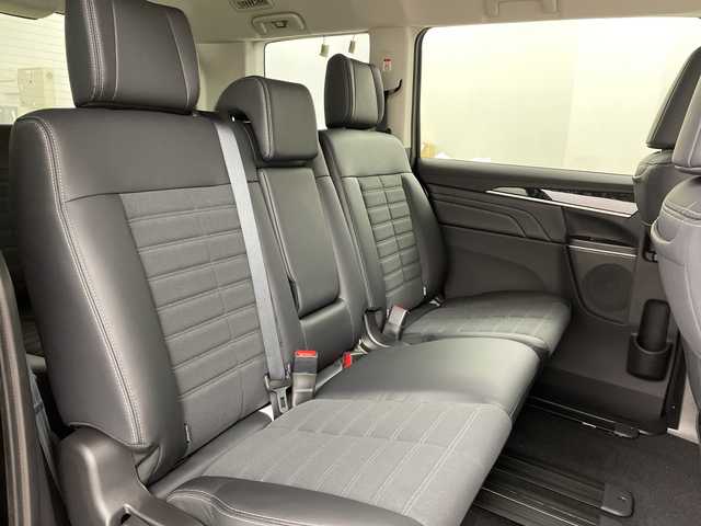 三菱 デリカＤ：５ シャモニー 道央・札幌 2025(令7)年 0.1千km 黒Ⅱ ・CHAMONIX (8人)　4WD/・　e-Assist  /寒冷地仕様/・オリジナルナビ取付パッケージ/色番X47X42/・マルチアラウンドモニタ-/・＋リアモニター取付パッケージ(25300円)　/・D:5専用11型ナビゲーション(322300円)/・アルパイン　ナビ/フルセグTV/・DVD/CD再生機能　Bluetooth接続/・Apple CarPlay　Android Auto対応/・12.8型後席用モニター(143550円)/・衝突被害軽減ブレーキシステム/・レーダークルーズコントロールシステム/・オートマチックハイビーム/LEDライト/・エレクトリックテールゲート/両側パワースライドドア/・ハーフレザーシート/・運転席パワーシート/前席シートヒーター/・パドルシフト/ウインカーミラー/・純正18インチアルミホイル/・サイド/カーテンエアバッグ/・スマートキー/スペアーキー