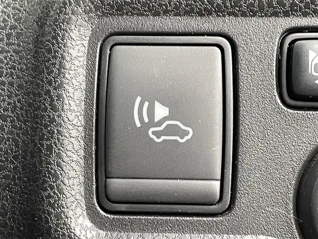 日産 ノート e－パワー ニスモ 茨城県 2018(平30)年 8.8万km ブリリアントホワイトパール 純正ナビ　/フルセグTV　/DVD再生　/Bluetooth　/アラウンドビューモニター　/スマートルームミラー　/ETC　/LEDヘッドランプ　/純正16インチAW　/スマートキー　/ドライブレコーダー