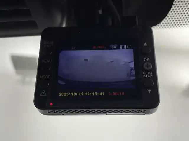 日産 ノート e－パワー ニスモ 茨城県 2018(平30)年 8.8万km ブリリアントホワイトパール 純正ナビ　/フルセグTV　/DVD再生　/Bluetooth　/アラウンドビューモニター　/スマートルームミラー　/ETC　/LEDヘッドランプ　/純正16インチAW　/スマートキー　/ドライブレコーダー