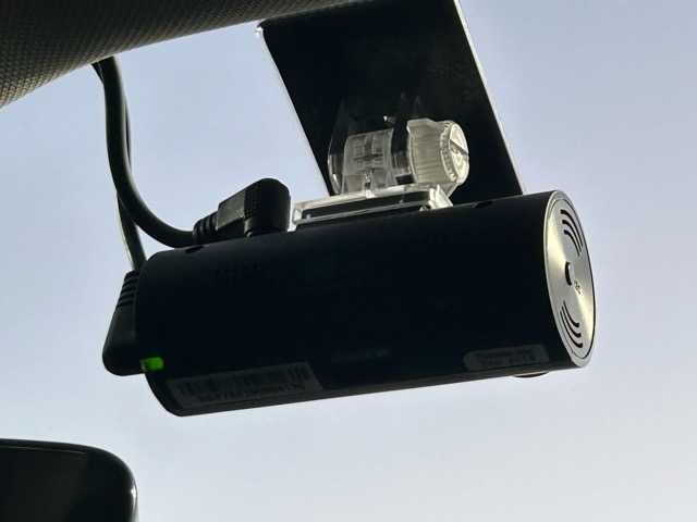 フォルクスワーゲン ゴルフ トゥーラン TSI コンフォートライン 千葉県 2018(平30)年 1.5万km 白 ワンオーナー/純正ナビ/AndroidAuto/AppleCarPlay/フルセグTV/CD・DVD/Bluetooth/フルセグTV/バックカメラ/ETC2.0/ドライブレコーダー/プリクラッシュブレーキシステム/アダプティブクルーズコントロール/オートホールド/ステアリングスイッチ/純正16インチアルミホイール/純正フロアマット/保証書・取扱説明書