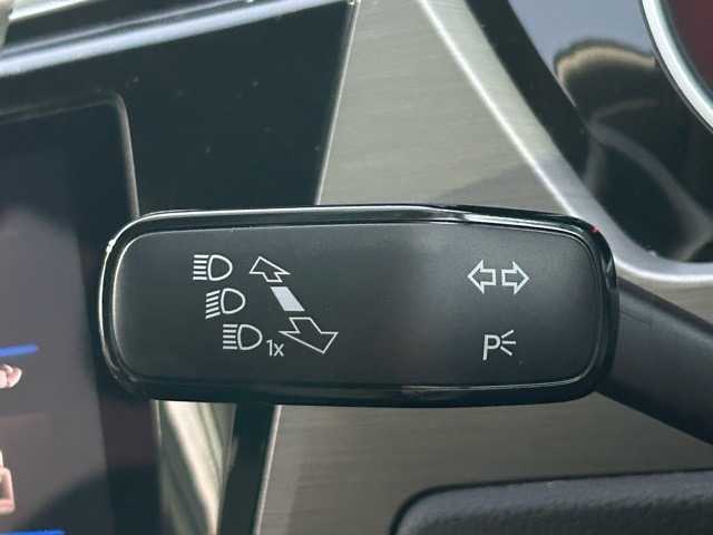 フォルクスワーゲン ゴルフ トゥーラン TSI コンフォートライン 千葉県 2018(平30)年 1.5万km 白 ワンオーナー/純正ナビ/AndroidAuto/AppleCarPlay/フルセグTV/CD・DVD/Bluetooth/フルセグTV/バックカメラ/ETC2.0/ドライブレコーダー/プリクラッシュブレーキシステム/アダプティブクルーズコントロール/オートホールド/ステアリングスイッチ/純正16インチアルミホイール/純正フロアマット/保証書・取扱説明書