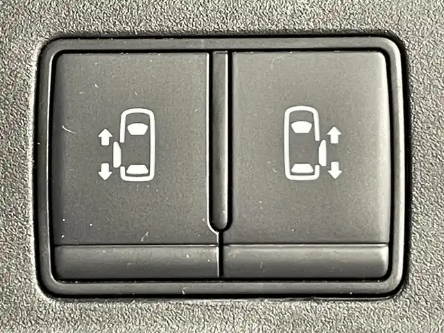 日産 セレナ e－パワー ハイウェイスター V 愛知県 2022(令4)年 6.3万km マルーンレッド 純正10インチナビ/プロパイロット/衝突軽減ブレーキ/両側電動スライドドア/アラウンドビューモニター/LEDヘッドライト/ETC/ドライブレコーダー/デジタルインナーミラー/ブラインドスポットモニター/フルセグTV/Bluetooth/コーナーセンサー/レーンキープアシスト/プッシュスタート/スマートキー/スペアキー/CD/DVD再生/ミュージックサーバー/フロアマット/純正アルミホイール/オートライト/禁煙車/後期モデル/ウィンカーミラー/電動格納ミラー/フォグランプ/Wエアコン/ハンズフリーパワースライドドア/電動パーキングブレーキ/オートブレーキホールド