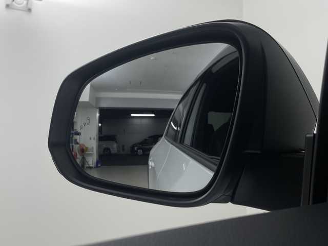 トヨタ ｂＺ４Ｘ Z 埼玉県 2022(令4)年 1.7万km プラチナホワイトパールマイカ JBLサウンドシステム/純正ディスプレイオーディオ/　(Bluetooth/Miracast/USB/FM/AM)/フルセグテレビ/全方位カメラ/ビルトインETC2.0/ドライブレコーダー/パワーバックドア/ブラインドスポットモニター/レザーシート/デジタルインナーミラー/パーキングアシスト/レーダークルーズコントロール/衝突被害軽減ブレーキ/車線逸脱警報/クリアランスソナー/パワーシート/エアーシート/シートヒーター/ステアリングヒーター/電子パーキングシステム/ブレーキホールド/プッシュスタート/オートLEDライト/オートハイビーム/純正フロアマット/純正20インチアルミホイール