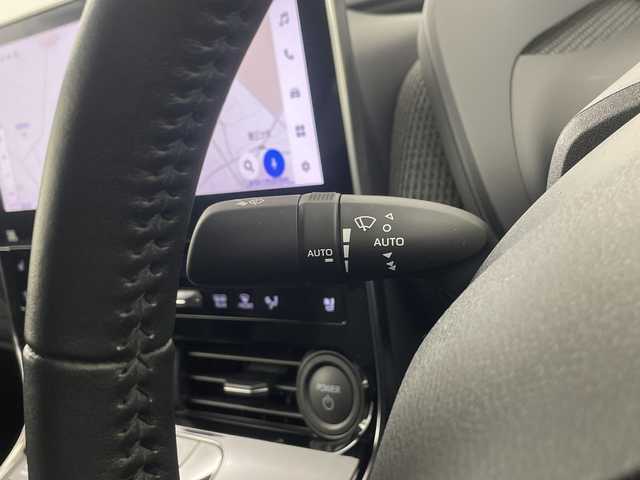 トヨタ ｂＺ４Ｘ Z 埼玉県 2022(令4)年 1.7万km プラチナホワイトパールマイカ JBLサウンドシステム/純正ディスプレイオーディオ/　(Bluetooth/Miracast/USB/FM/AM)/フルセグテレビ/全方位カメラ/ビルトインETC2.0/ドライブレコーダー/パワーバックドア/ブラインドスポットモニター/レザーシート/デジタルインナーミラー/パーキングアシスト/レーダークルーズコントロール/衝突被害軽減ブレーキ/車線逸脱警報/クリアランスソナー/パワーシート/エアーシート/シートヒーター/ステアリングヒーター/電子パーキングシステム/ブレーキホールド/プッシュスタート/オートLEDライト/オートハイビーム/純正フロアマット/純正20インチアルミホイール