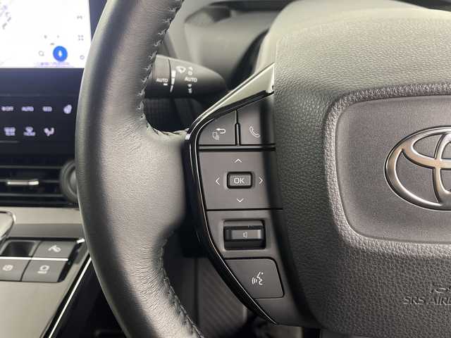 トヨタ ｂＺ４Ｘ Z 埼玉県 2022(令4)年 1.7万km プラチナホワイトパールマイカ JBLサウンドシステム/純正ディスプレイオーディオ/　(Bluetooth/Miracast/USB/FM/AM)/フルセグテレビ/全方位カメラ/ビルトインETC2.0/ドライブレコーダー/パワーバックドア/ブラインドスポットモニター/レザーシート/デジタルインナーミラー/パーキングアシスト/レーダークルーズコントロール/衝突被害軽減ブレーキ/車線逸脱警報/クリアランスソナー/パワーシート/エアーシート/シートヒーター/ステアリングヒーター/電子パーキングシステム/ブレーキホールド/プッシュスタート/オートLEDライト/オートハイビーム/純正フロアマット/純正20インチアルミホイール