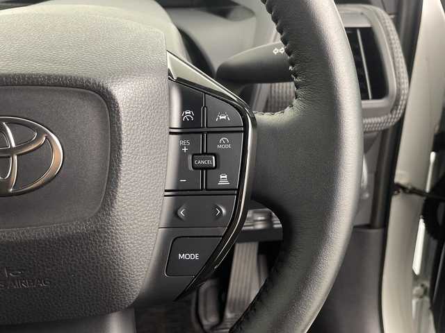 トヨタ ｂＺ４Ｘ Z 埼玉県 2022(令4)年 1.7万km プラチナホワイトパールマイカ JBLサウンドシステム/純正ディスプレイオーディオ/　(Bluetooth/Miracast/USB/FM/AM)/フルセグテレビ/全方位カメラ/ビルトインETC2.0/ドライブレコーダー/パワーバックドア/ブラインドスポットモニター/レザーシート/デジタルインナーミラー/パーキングアシスト/レーダークルーズコントロール/衝突被害軽減ブレーキ/車線逸脱警報/クリアランスソナー/パワーシート/エアーシート/シートヒーター/ステアリングヒーター/電子パーキングシステム/ブレーキホールド/プッシュスタート/オートLEDライト/オートハイビーム/純正フロアマット/純正20インチアルミホイール