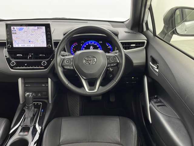 トヨタ カローラ クロス ハイブリッド Z 愛知県 2022(令4)年 6万km プラチナホワイトパールマイカ 純正9型ディスプレイオーディオ/AM/FM/CD/DVD/USB/BT/Miracast/フルセグ/Apple Car Play/Android Auto/スマートキー＆プッシュスタート/バックカメラ/モデリスタエアロ（フロント、リヤ、サイド）/ＤＶＤデッキ/ビルトインＥＴＣ2.0/パワーシート/電動格納ウィンカーミラー/ハーフレザーシート/シートヒーター(D/N席)/革巻きステアリング/ドライブレコーダー/Toyota Safety Sense/LTA/PCS/PKSB/RSA/LEDオートヘッドライト/LEDフォグライト/18インチ純正アルミホイール