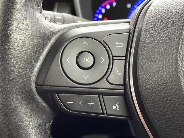 トヨタ カローラ クロス ハイブリッド Z 愛知県 2022(令4)年 6万km プラチナホワイトパールマイカ 純正9型ディスプレイオーディオ/AM/FM/CD/DVD/USB/BT/Miracast/フルセグ/Apple Car Play/Android Auto/スマートキー＆プッシュスタート/バックカメラ/モデリスタエアロ（フロント、リヤ、サイド）/ＤＶＤデッキ/ビルトインＥＴＣ2.0/パワーシート/電動格納ウィンカーミラー/ハーフレザーシート/シートヒーター(D/N席)/革巻きステアリング/ドライブレコーダー/Toyota Safety Sense/LTA/PCS/PKSB/RSA/LEDオートヘッドライト/LEDフォグライト/18インチ純正アルミホイール