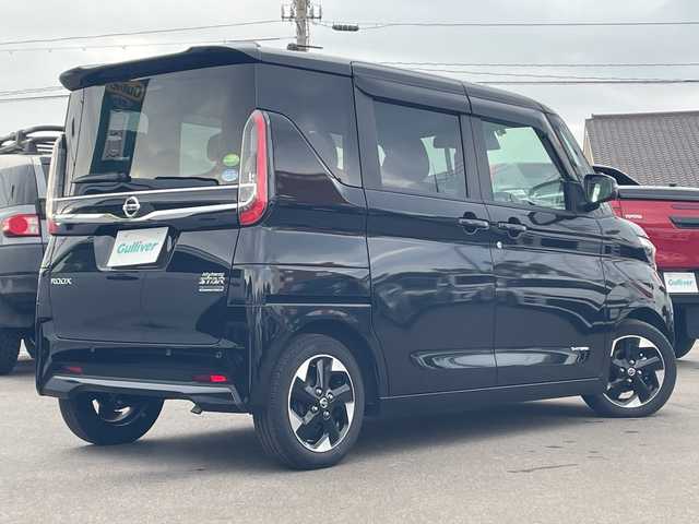 日産 ルークス 山口県 2020(令2)年 1.1万km ブラック ワンオーナー/純正９型ナビ（フルセグTV、AM/FM、Bluetooth/・MM320D-L/全方位カメラ/片側パワースライドドア/LEDオートライト/純正１４インチアルミホイール/快適パックa/・プラズマクラスター搭載リヤシーリングファン/・パーソナルテーブル〈後席〉/・カップホルダー（9個）/・USBソケット〈助手席シートバック部〉/・ロールサンシェード〈リヤ〉/・撥水加工シート/前後コーナーセンサー/横滑り防止装置/衝突被害軽減ブレーキ/アイドリングストップ