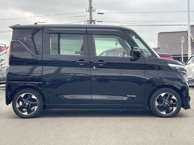 日産 ルークス 山口県 2020(令2)年 1.1万km ブラック ワンオーナー/純正９型ナビ（フルセグTV、AM/FM、Bluetooth/・MM320D-L/全方位カメラ/片側パワースライドドア/LEDオートライト/純正１４インチアルミホイール/快適パックa/・プラズマクラスター搭載リヤシーリングファン/・パーソナルテーブル〈後席〉/・カップホルダー（9個）/・USBソケット〈助手席シートバック部〉/・ロールサンシェード〈リヤ〉/・撥水加工シート/前後コーナーセンサー/横滑り防止装置/衝突被害軽減ブレーキ/アイドリングストップ