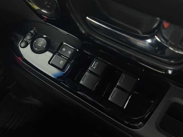 ホンダ Ｎ ＢＯＸ カスタム L ターボ 大阪府 2021(令3)年 2.6万km クリスタルブラックパール アルパイン8インチナビ（社外）/フルセグ/TV/CD/DVD/BT/バックカメラ/両側パワースライドドア/衝突軽減ブレーキ/ホンダセンシング/・アダプティブクルーズコントロール/・衝突被害軽減ブレーキ/・車線維持支援システム/・オートマチックハイビーム/LEDオートヘッドライト/パドルシフト/コーナーセンサー/ハーフレザーシー/レーダークルーズコントロールト/シートヒーター/ゴムマット/純正アルミホイール/ドラレコ/ETC/アイドリングストップ/スマートキー×2/シートバックテーブル×２/ロールシェイドガラス