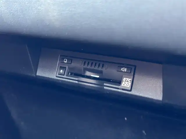 レクサス ＮＸ 300h バージョンL 山梨県 2018(平30)年 5.8万km アンバークリスタルシャイン 純正ナビ/　（フルセグTV/CD/DVD/BT）/マークレビンソン/パノラミックビューモニター/レーダークルーズコントロール/SR/三眼LED/HUD/BSM/PCS/ETC/茶革/シートヒーター/ベンチレーション/パワーバックドア/純正18インチAW