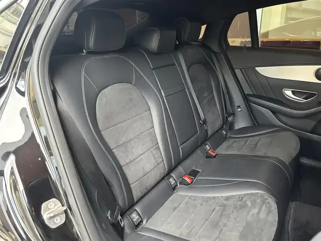 メルセデス・ベンツ ＧＬＣ２５０ 4マチック スポーツ 宮城県 2017(平29)年 9万km オブシディアンブラック レーダーセーフティパッケージ/ヘッドアップディスプレイ/COMANDシステムHDDナビ/360°カメラ/フルセグTV/ハーフレザーシート/シートヒーター/メモリ機能付きパワーシート/キーレスゴー/パワーバックドア/ステアリングスイッチ/パドルシフト/ETC車載器/純正19インチAW/サイドステップ/LEDヘッドライト/パナメリカーナグリル