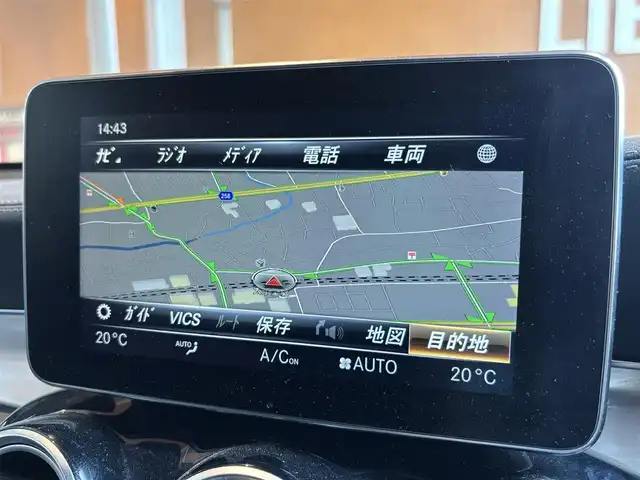 メルセデス・ベンツ ＧＬＣ２５０ 4マチック スポーツ 宮城県 2017(平29)年 9万km オブシディアンブラック レーダーセーフティパッケージ/ヘッドアップディスプレイ/COMANDシステムHDDナビ/360°カメラ/フルセグTV/ハーフレザーシート/シートヒーター/メモリ機能付きパワーシート/キーレスゴー/パワーバックドア/ステアリングスイッチ/パドルシフト/ETC車載器/純正19インチAW/サイドステップ/LEDヘッドライト/パナメリカーナグリル