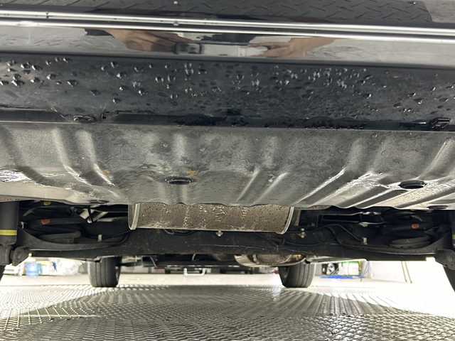日産 セレナ ハイウェイスター Vセレクション 沖縄県 2018(平30)年 6.6万km ダイヤモンドブラック 禁煙車　/純正ナビ　（MM318D-W)/（フルセグＴＶ　Ｂｌｕｅｔｏｏｔｈ接続　ＣＤ　ＤＶＤ再生）/全方位カメラ　/パーキングアシスト　/両側パワースライド　/前後ドライブレコーダー/ビルトインＥＴＣ　/クルーズコントロール　/コーナーセンサー/後席エアコン/ウォークスルー/LＥＤヘッドライト/オートライト/フォグライト/純正フロアマット