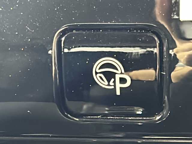 日産 セレナ ハイウェイスター Vセレクション 沖縄県 2018(平30)年 6.6万km ダイヤモンドブラック 禁煙車　/純正ナビ　（MM318D-W)/（フルセグＴＶ　Ｂｌｕｅｔｏｏｔｈ接続　ＣＤ　ＤＶＤ再生）/全方位カメラ　/パーキングアシスト　/両側パワースライド　/前後ドライブレコーダー/ビルトインＥＴＣ　/クルーズコントロール　/コーナーセンサー/後席エアコン/ウォークスルー/LＥＤヘッドライト/オートライト/フォグライト/純正フロアマット