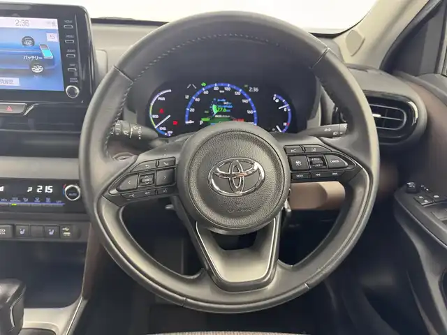 トヨタ ヤリスクロス ハイブリッド Z 愛知県 2020(令2)年 6.5万km ブラックマイカ 純正ナビ/バックカメラ/クルーズコントロール/ETC装備/純正フロアマット/ハーフレザー/シートヒーター/オートホールド/パワーシート/オートライト/オートマチックハイビーム/レーンキープアシスト