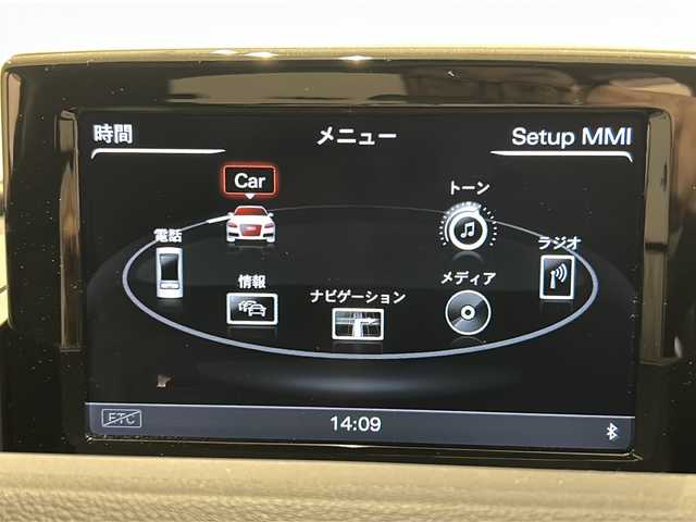 アウディ Ｑ３ 2．0 TFSI クワトロ 180PS 新潟県 2018(平30)年 1.9万km グレイシアホワイトメタリック パノラマサンルーフ/BOSEサラウンドサウンドシステム/コンビニエンスパッケージ/-アドバンストキーシステム/-アウディパーキングシステムリヤビューカメラ/LEDパッケージ/-LEDヘッドライト/-ヘッドライトウォッシャー/-LEDリヤダイナミックターンインディケーター/アシスタンスパッケージ/-クルーズコントロール/-アウディアクティブレーンアシスト/-ハイビームアシスト/MMIナビゲーション/-SSDナビゲーション/-CD/DVD/ミュージックサーバー/ラジオ/Bluetooth/フルセグ/純正ドライブレコーダー/GPSレーダー/レザーシート/フロントパワーシート/フロントシートヒーター/ETC/ドアバイザー/純正フロアマット（＋ゴムマット積込）