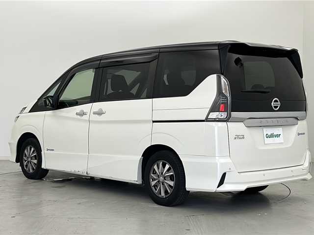 日産 セレナ e－パワー ハイウェイスター V 宮城県 2018(平30)年 6.5万km ブリリアントホワイトパール 2トーン プロパイロット/エマージェンシーブレーキ/インテリジェントパ０キングアシスト/エマージェンシーブレーキ/アラウンドビューモニター/インテリジェントデジタルミラー/純正フリップダウンモニター/純正9インチSDナビ/・BT.CD.DVD.SD.HDMI.AUX/フルセグTV/両側パワースライドドア/前席シートヒーター/革巻きステアリング/ステアリングスイッチ/ステアリングヒーター/ETC/ドライブレコーダー（F）/プッシュスタート/スマートキー/電動パーキングブレーキ/LEDヘッドライト/フォグライト/純正フロアマット/純正15inAW/冬タイヤ積込み（社外AW）/【195/65/15】/ドアバイザー/ロールサンシェード