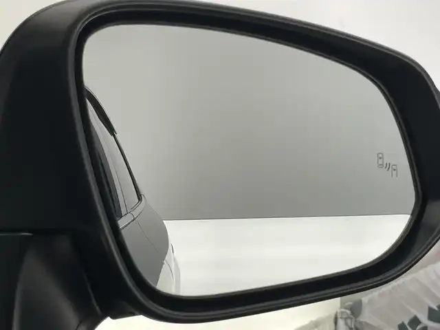 トヨタ ハリアー ハイブリッド Z 愛知県 2023(令5)年 2.3万km プレシャスブラックパール 純正１２．３インチナビ　フルセグＴＶ　ＪＢＬプレミアムサウンド　全方位カメラ　デジタルインナーミラー　衝突軽減　ＢＳＭ　レーダークルコン　ＨＵＤ　レーダークルコン　ビルトインＥＴＣ　ＬＥＤライト　禁煙