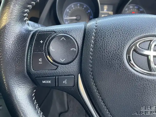 トヨタ オーリス 150X Sパッケージ 鳥取県 2015(平27)年 9.6万km ブラックマイカ ４・W・D/ワンオーナー/純正ナビ/フルセグ/CD/DVD/BT/USB/バックカメラ・ビルトインETC/LEDヘッドライト/フォグライト/Weds16インチアルミホイール/プッシュエンジンスタート/４WDオートスイッチ/電動格納ミラー/スペアキーｘ１/フロアマット・ドアバイザー/純正アルミスタットレスセット積込/（タイヤ溝５－６部山）/保証書・取扱節美しょ