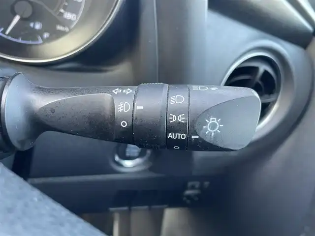 トヨタ オーリス 150X Sパッケージ 鳥取県 2015(平27)年 9.6万km ブラックマイカ ４・W・D/ワンオーナー/純正ナビ/フルセグ/CD/DVD/BT/USB/バックカメラ・ビルトインETC/LEDヘッドライト/フォグライト/Weds16インチアルミホイール/プッシュエンジンスタート/４WDオートスイッチ/電動格納ミラー/スペアキーｘ１/フロアマット・ドアバイザー/純正アルミスタットレスセット積込/（タイヤ溝５－６部山）/保証書・取扱節美しょ