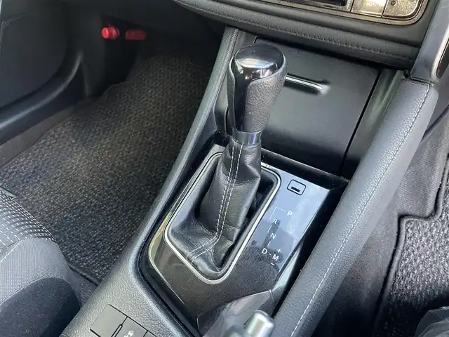 トヨタ オーリス 150X Sパッケージ 鳥取県 2015(平27)年 9.6万km ブラックマイカ ４・W・D/ワンオーナー/純正ナビ/フルセグ/CD/DVD/BT/USB/バックカメラ・ビルトインETC/LEDヘッドライト/フォグライト/Weds16インチアルミホイール/プッシュエンジンスタート/４WDオートスイッチ/電動格納ミラー/スペアキーｘ１/フロアマット・ドアバイザー/純正アルミスタットレスセット積込/（タイヤ溝５－６部山）/保証書・取扱節美しょ