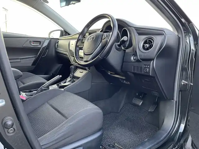 トヨタ オーリス 150X Sパッケージ 鳥取県 2015(平27)年 9.6万km ブラックマイカ ４・W・D/ワンオーナー/純正ナビ/フルセグ/CD/DVD/BT/USB/バックカメラ・ビルトインETC/LEDヘッドライト/フォグライト/Weds16インチアルミホイール/プッシュエンジンスタート/４WDオートスイッチ/電動格納ミラー/スペアキーｘ１/フロアマット・ドアバイザー/純正アルミスタットレスセット積込/（タイヤ溝５－６部山）/保証書・取扱節美しょ