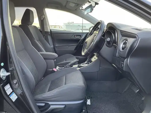 トヨタ オーリス 150X Sパッケージ 鳥取県 2015(平27)年 9.6万km ブラックマイカ ４・W・D/ワンオーナー/純正ナビ/フルセグ/CD/DVD/BT/USB/バックカメラ・ビルトインETC/LEDヘッドライト/フォグライト/Weds16インチアルミホイール/プッシュエンジンスタート/４WDオートスイッチ/電動格納ミラー/スペアキーｘ１/フロアマット・ドアバイザー/純正アルミスタットレスセット積込/（タイヤ溝５－６部山）/保証書・取扱節美しょ