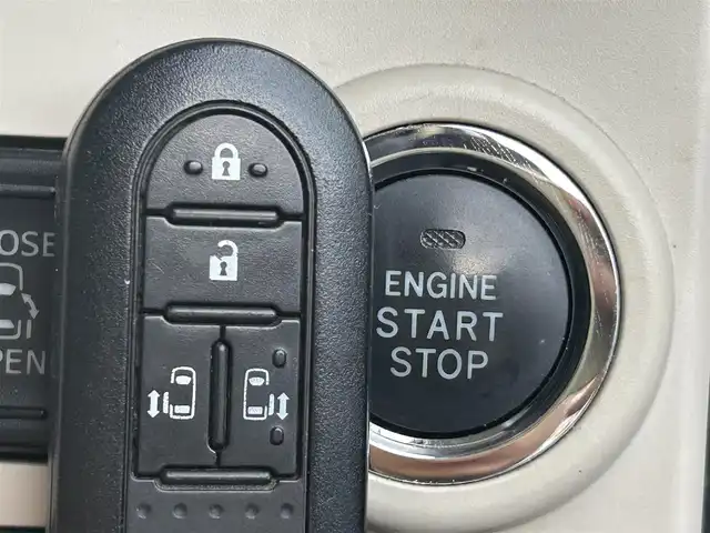 ダイハツ ムーヴ キャンバス X LTD メイクアッフ SA Ⅱ 兵庫県 2016(平28)年 5.5万km パールホワイトⅢ/ファインミントメタリック 2トーン 社外メモリナビ/BTオーディオ/CD/DVD再生機能/バックカメラ/ドライブレコーダー/ETC/両側パワースライドドア/オートライト/ライトレベライザー/フォグランプ/衝突軽減ブレーキ/アイドリングストップ/スペアキー