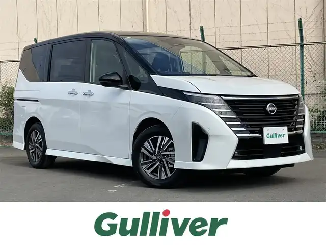 日産 セレナ e－パワー ハイウェイスター V 東京都 2025(令7)年 0.1千km 白Ⅱ e-POWER　ハイウエイスターV　ヘッドランプ オートレベライザー+アダプティブLEDヘッドライトシステム+インテリジェント アラウンドビューモニター（移動物 検知機能付）+インテリジェント ルームミラー+アドバンスドドライブアシストディスプレイ（12.3インチカラーディスプレイ）+統合型インターフェースディスプレイ+ワイヤレス充電器+6スピーカー+NissanConnectナビゲーションシステム（地デジ内蔵）+車載通信ユニット（TCU［Telematics Control Unit］）+ETC2.0ユニット（ビルトインタイプ）+ドライブレコーダー（前後セット）+プロパイロット（ナビリンク機能付）+プロパイロット緊急停止支援システム（SOSコール機能付）+SOSコール（488/400円）