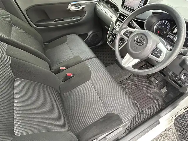 ダイハツ ムーヴ カスタム X LTD SAⅢ 福岡県 2018(平30)年 3.8万km パールホワイトⅢ 社外メモリナビPioneer【AVIC-RW801】/(AM/FM/Bluetooth/CD/DVD/フルセグTV】/バックカメラ/ETC/スマートアシストIII/・衝突警報機能(対車両・対歩行者)/・衝突回避支援ブレーキ機能(対車両・対歩行者)/・誤発進抑制制御機能(前方・後方)/・先行車発進お知らせ機能/・車線逸脱警報機能/オートライト/オートマハイビーム/クリアランスソナー/コーナーセンサー/盗難防止装置/横滑り防止機能/D席シートヒーター/電格ウィンカーミラー/プッシュスタート/純正フロアマット/純正１４インチアルミホイール/ステアリングスイッチ/フロントフォグランプ/アイドリングストップ/スペアキー×１/ドアバイザー/ナビ取扱説明書/クイックガイド/取扱説明書/保証書