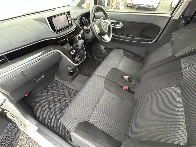 ダイハツ ムーヴ カスタム X LTD SAⅢ 福岡県 2018(平30)年 3.8万km パールホワイトⅢ 社外メモリナビPioneer【AVIC-RW801】/(AM/FM/Bluetooth/CD/DVD/フルセグTV】/バックカメラ/ETC/スマートアシストIII/・衝突警報機能(対車両・対歩行者)/・衝突回避支援ブレーキ機能(対車両・対歩行者)/・誤発進抑制制御機能(前方・後方)/・先行車発進お知らせ機能/・車線逸脱警報機能/オートライト/オートマハイビーム/クリアランスソナー/コーナーセンサー/盗難防止装置/横滑り防止機能/D席シートヒーター/電格ウィンカーミラー/プッシュスタート/純正フロアマット/純正１４インチアルミホイール/ステアリングスイッチ/フロントフォグランプ/アイドリングストップ/スペアキー×１/ドアバイザー/ナビ取扱説明書/クイックガイド/取扱説明書/保証書