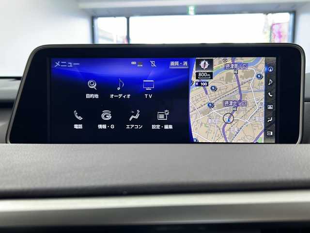 レクサス ＲＸ 450h バージョンL 大阪府 2017(平29)年 1.5万km ソニッククォーツ メーカー純正ナビ/（AM/FM/DISC/SDREC/SD/USB/Bluetooth/AUX/フルセグTV・テレビキャンセラー有/REAR）/ワンオーナー/後席モニター/シートヒーター/ベンチレーション/ハンドルヒーター/電動リアゲート/レクサスセーフティシステム/・プリクラッシュセーフティ/・レーンキーピングアシスト/・レーダークルーズコントロール/・オートマチックハイビーム/全周囲カメラ/オートホールド/ヘッドアップディスプレイ/ロールサンシェード/ETC/純正フロアマット/純正ドアバイザー/スペアキー×１/カードキー×１
