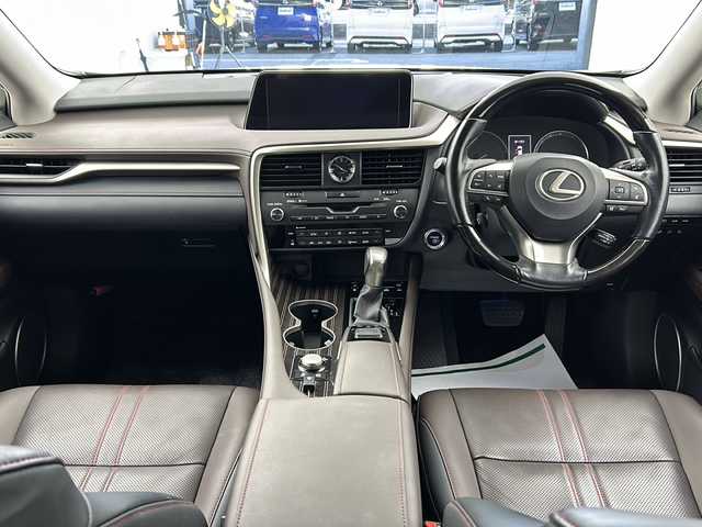 レクサス ＲＸ 450h バージョンL 大阪府 2017(平29)年 1.5万km ソニッククォーツ メーカー純正ナビ/（AM/FM/DISC/SDREC/SD/USB/Bluetooth/AUX/フルセグTV・テレビキャンセラー有/REAR）/ワンオーナー/後席モニター/シートヒーター/ベンチレーション/ハンドルヒーター/電動リアゲート/レクサスセーフティシステム/・プリクラッシュセーフティ/・レーンキーピングアシスト/・レーダークルーズコントロール/・オートマチックハイビーム/全周囲カメラ/オートホールド/ヘッドアップディスプレイ/ロールサンシェード/ETC/純正フロアマット/純正ドアバイザー/スペアキー×１/カードキー×１