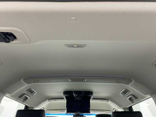 三菱 デリカＤ：５ シャモニー 栃木県 2025(令7)年 0.1千km シルバーⅡ 登録済み未使用車/12.8インチフリップダウンモニター/純正11インチメモリーナビ/ （BT/フルセグTV//CD/DVD/USB/HDMI/FM/AM)/全周囲カメラ/eーAssist/・前方衝突予測警報/・衝突被害軽減ブレーキシステム/・踏み間違い衝突防止アシスト/・車線逸脱警報システム/・車線逸脱防止支援機能/・オートマチックハイビーム/・先行者発進通知/・ふらつき警報/・標識認知/高速道路 同一車線運転支援機能 マイパイロット/レーダークルーズコントロール/ブラインドスポットモニター/両側電動スライドドア/ターボ/４WD/電動リアゲート/パワーシート(D席)/シートヒータ(D/N席)/ステアリングヒーター/パドルシフト/LEDヘッドライト/LEDフォグランプ/AC100V電源/18インチ純正アルミホイール/アイドリングストップ/プッシュスタート/カーテンエアバッグ/スマートキー×2本/保証書、取扱説明書