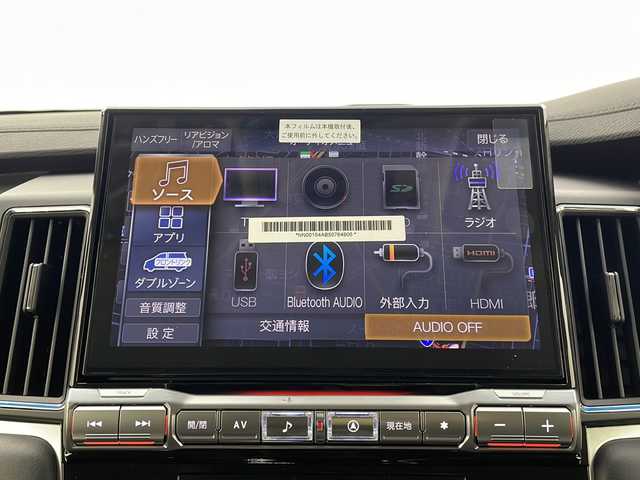 三菱 デリカＤ：５ シャモニー 栃木県 2025(令7)年 0.1千km シルバーⅡ 登録済み未使用車/12.8インチフリップダウンモニター/純正11インチメモリーナビ/ （BT/フルセグTV//CD/DVD/USB/HDMI/FM/AM)/全周囲カメラ/eーAssist/・前方衝突予測警報/・衝突被害軽減ブレーキシステム/・踏み間違い衝突防止アシスト/・車線逸脱警報システム/・車線逸脱防止支援機能/・オートマチックハイビーム/・先行者発進通知/・ふらつき警報/・標識認知/高速道路 同一車線運転支援機能 マイパイロット/レーダークルーズコントロール/ブラインドスポットモニター/両側電動スライドドア/ターボ/４WD/電動リアゲート/パワーシート(D席)/シートヒータ(D/N席)/ステアリングヒーター/パドルシフト/LEDヘッドライト/LEDフォグランプ/AC100V電源/18インチ純正アルミホイール/アイドリングストップ/プッシュスタート/カーテンエアバッグ/スマートキー×2本/保証書、取扱説明書