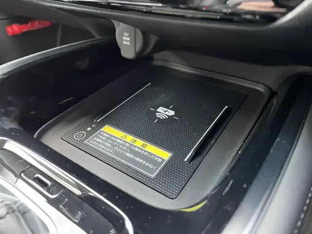 ホンダ ヴェゼル ハイブリッド e:HEV Z 大阪府 2025(令7)年 0.1千km プラチナホワイトパール ホンダセンシング/　・衝突軽減ブレーキ　CMBS/　・先行車発進お知らせ機能/　・アダプティブクルーズコントロール　ACC/　・車線維持支援システム　LKAS/　・トラフィックジャムアシスト/　・ブラインドスポットフォーメーション/　・誤発進抑制機能/　・後方お発進抑制機能/　・パーキングセンサーシステム/　・オートハイビーム/純正ディーラーOPナビ/　Bluetooth/フルセグ/FM/バックカメラ/パワーバックドア/LEDオートライト/フォグランプ/ハーフレザーシート/シートヒーター/ワイヤレス充電器/スマートキー/ビルトインETC/ステアリングスイッチ