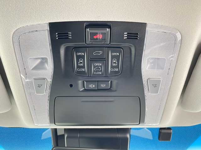 トヨタ アルファード S Cパッケージ 埼玉県 2018(平30)年 5万km ホワイトパールクリスタルシャイン 純正ナビ（Bluetooth・フルセグTV・CD・DVD・SD）/ビルトインETC/両側パワースライドドア/前方ドライブレコーダー/バックカメラ/前席シートヒーター/前席エアシート/ハンドルヒーター/デジタルインナーミラー/電動リアゲート/ロールサンシェード/アダプティブクルーズコントロール/ブラインドスポットモニター/レーンキープアシスト/横滑り防止装置/盗難防止装置/衝突軽減ブレーキ/パワーシート/オートハイビーム/LEDヘッドライト/純正アルミホイール/社外フロアマット