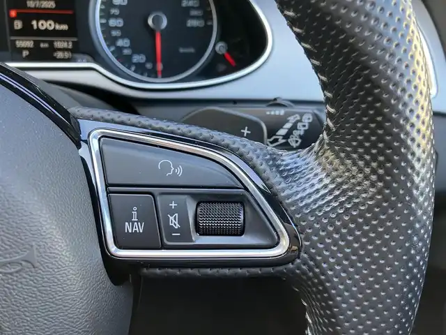 アウディ Ａ４ アバント 2．0 TFSI 三重県 2014(平26)年 5.5万km 白 純正ナビ/　・フルセグ/　・Ｂｌｕｅｔｏｏｔｈ/　・ＤＶＤ/ＨＩＤヘッドライト/フォグライト/リアフォグライト/ハーフレザーシート/Ｄ／Ｎ席シートヒーター/パワーシート/パワーバックドア/スマートキー/プッシュスタート/パドルシフト/コーナーセンサー/ルーフレール/オートリトラクタブルミラー/ターンミラー/スモークフィルム/前後ドラレコ　/ＥＴＣ
