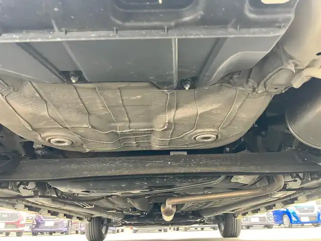 スズキ ソリオ バンディット HV MV 静岡県 2022(令4)年 3.4万km ピュアホワイトP SDナビ(CD/DVD/BT/フルセグ)/バックカメラ/レーダークルーズコントロール/ドライブレコーダー前後/ETC/エンジンスタートボタン/パワーウィンドウ/パワーステアリング/アイドリングストップ/スマートキー/オートエアコン/USB入力端子/ウォークスルー/純正フロアマット/布シート/D席N席シートヒーター/左側パワースライドドア/右側スライドドア/純正アルミホイール/ABS/横滑り防止装置/コーナーセンサー/レーンキープアシスト/盗難防止装置/オートライト/オートマチックハイビーム/LEDヘッドライト/W+サイドエアバック/衝突軽減システム/ヘッドアップディスプレイ