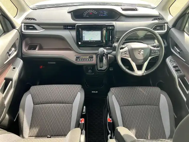 スズキ ソリオ バンディット HV MV 静岡県 2022(令4)年 3.4万km ピュアホワイトP SDナビ(CD/DVD/BT/フルセグ)/バックカメラ/レーダークルーズコントロール/ドライブレコーダー前後/ETC/エンジンスタートボタン/パワーウィンドウ/パワーステアリング/アイドリングストップ/スマートキー/オートエアコン/USB入力端子/ウォークスルー/純正フロアマット/布シート/D席N席シートヒーター/左側パワースライドドア/右側スライドドア/純正アルミホイール/ABS/横滑り防止装置/コーナーセンサー/レーンキープアシスト/盗難防止装置/オートライト/オートマチックハイビーム/LEDヘッドライト/W+サイドエアバック/衝突軽減システム/ヘッドアップディスプレイ