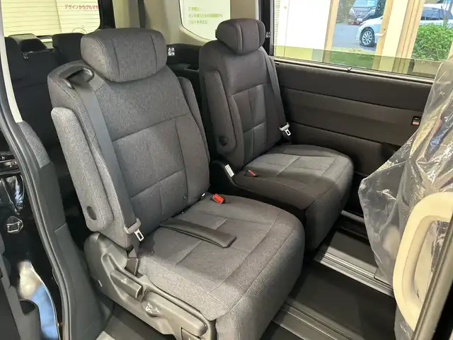 ホンダ ステップワゴン eHEV エアー EX 埼玉県 2025(令7)年 0.1千km クリスタルブラックパール ホンダセンシング/15.6インチ純正フリップダウンモニター/11.4インチHonda CONNECTナビ/　　CD/DVD/BT/USB/フルセグ/CarPlay/バックカメラ/レーダークルーズコントロール/両側パワースライドドア/パワーバックドア/LEDオートライト/シートヒーター/コーナーセンサー/パドルシフト/ステアリングスイッチ/スマートキー2本/11.4インチナビHonda CONNECTナビ LXM-247VFLi(317900円)　/15.6インチ リア席モニター VM-231FE(149600円)