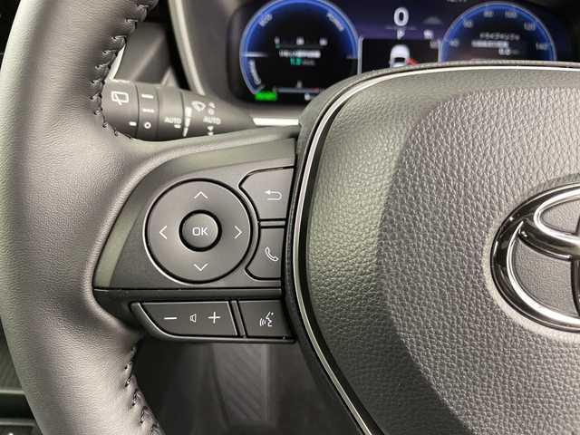 トヨタ カローラ クロス ハイブリッド Z 道央・札幌 2025(令7)年 0.1千km プラチナホワイトパールマイカ ・HYBRID　Z　4WD　/・登録済未使用車　　/　寒冷地仕様/・純正10.5インチディスプレイオーディオPlus　/・パノラミッックビューモニタ-/・Bluetooth・フルセグTV/・ETC2.0　/パーキングサポートブレーキ/・ブラインドスポットモニター/・トヨタセーフティセンス/・レーダークルーズコントロール/・プリクラッシュセーフティ/・ブラインドスポットモニター/・ハンズフリーパワーバックドア/・LEDライト/オートハイビーム/・ハーフレザーシート/シートヒーター/・純正ドライブレコーダー前後/・スマートキーｘ２