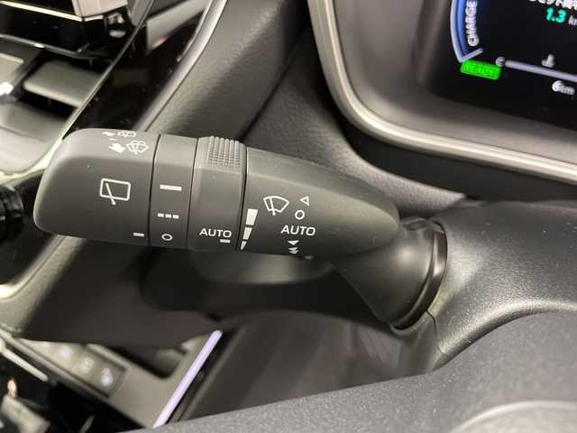 トヨタ カローラ クロス ハイブリッド Z 道央・札幌 2025(令7)年 0.1千km プラチナホワイトパールマイカ ・HYBRID　Z　4WD　/・登録済未使用車　　/　寒冷地仕様/・純正10.5インチディスプレイオーディオPlus　/・パノラミッックビューモニタ-/・Bluetooth・フルセグTV/・ETC2.0　/パーキングサポートブレーキ/・ブラインドスポットモニター/・トヨタセーフティセンス/・レーダークルーズコントロール/・プリクラッシュセーフティ/・ブラインドスポットモニター/・ハンズフリーパワーバックドア/・LEDライト/オートハイビーム/・ハーフレザーシート/シートヒーター/・純正ドライブレコーダー前後/・スマートキーｘ２