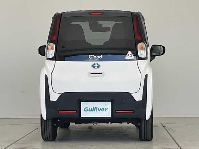 トヨタ シーポッド G 愛知県 2021(令3)年 1.1万km 白 シートヒーター/フロントウィンドウデフロスター/コーナーセンサー/LEDヘッドライト/オートライト/衝突軽減システム/スマートキー/プッシュスタート